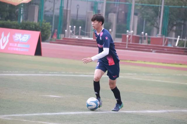 廖锦涛耳部受伤缝针13针，毕津浩因伤未参赛